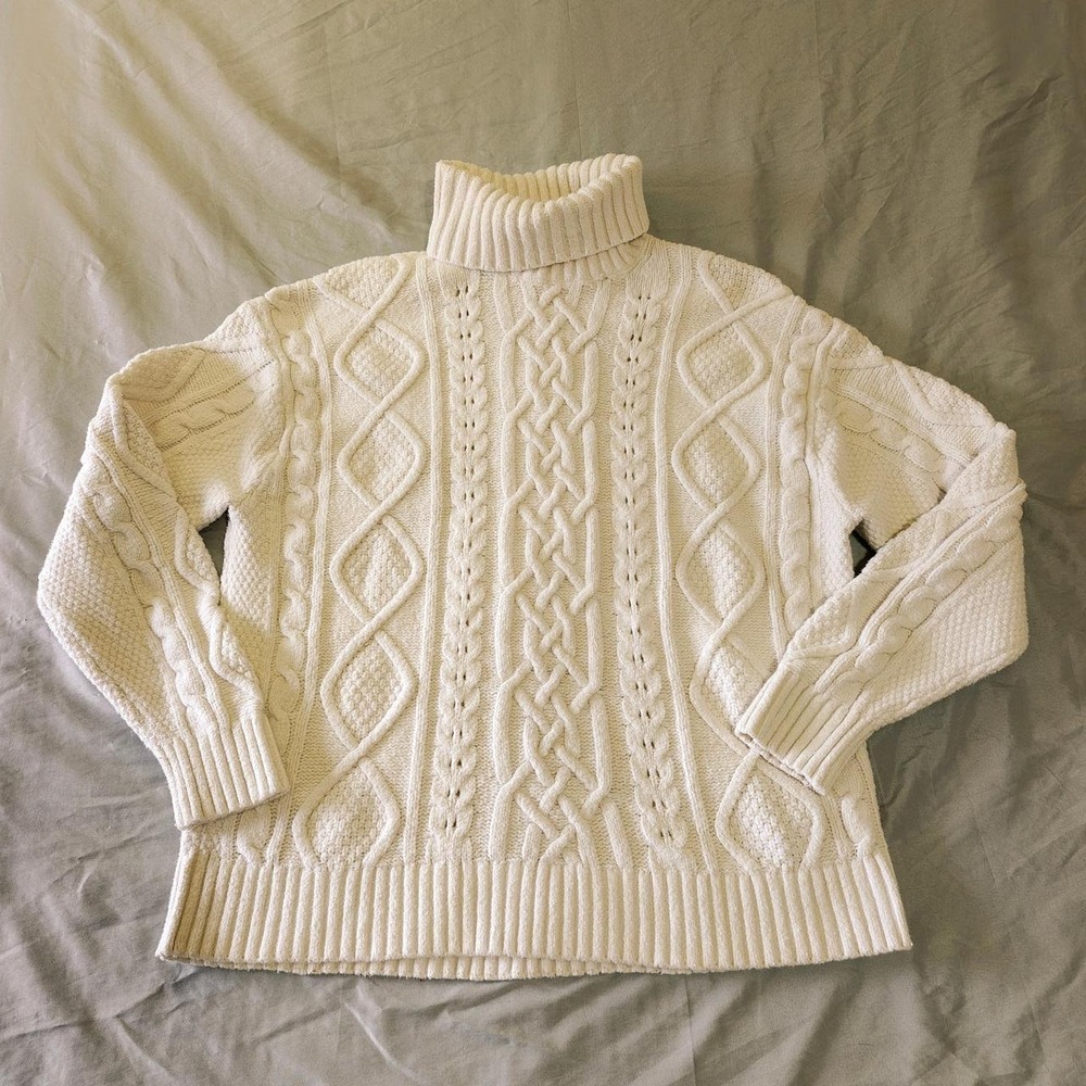 Abercrombie & Fitch Soft Oversized Cable Knit Turtleneck Sweater Medium Ivory